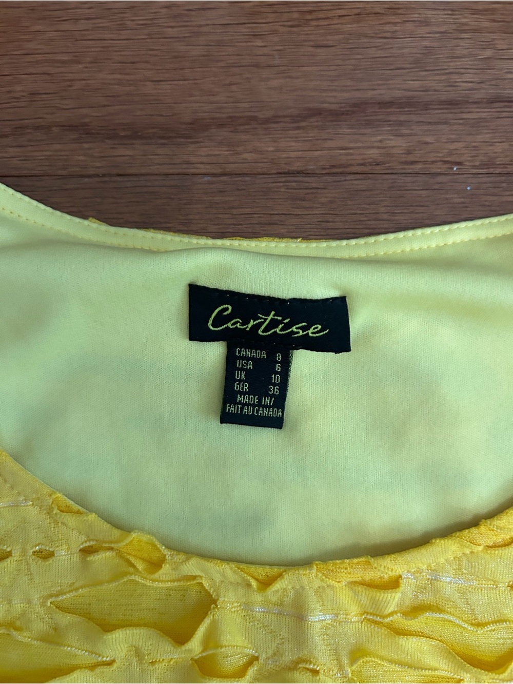 Cartise Yellow Textured Bodycon Dress Size 6 Y2K Cocktail Party Statement - Picture 3 of 9